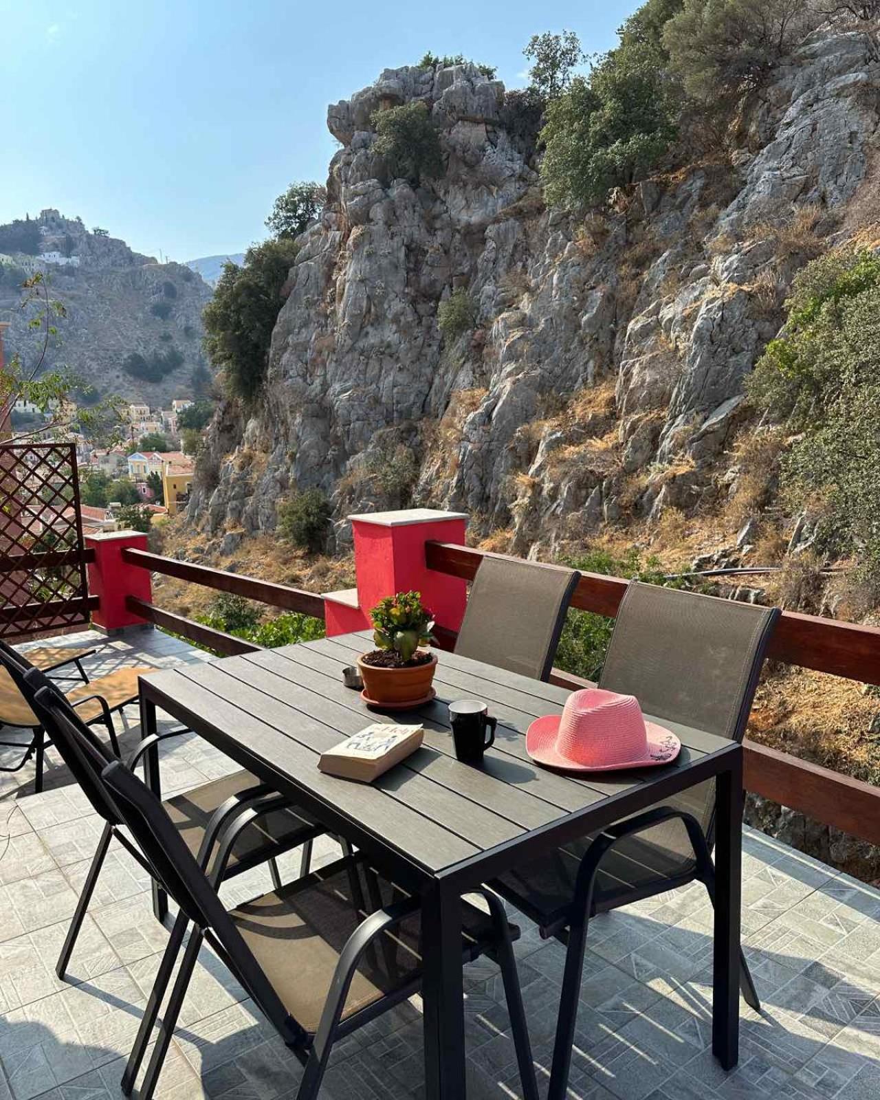 Casa Di Rosse Villa Sými Luaran gambar